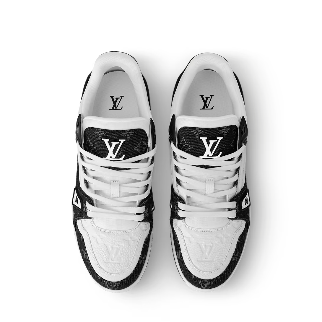 LOUIS VUITTON Trainer Sneakers
