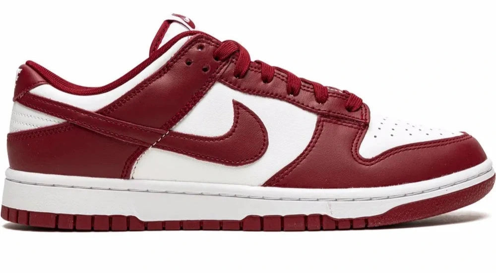 DUNK LOW "Team Red"